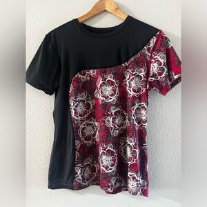 Skirt Sports SZ Medium Athletic Top Shirt Floral Pattern (Black/Red)